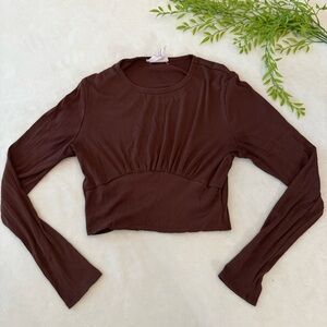 ❤️ Sadie & Sage | Brown Ruched Crop Top